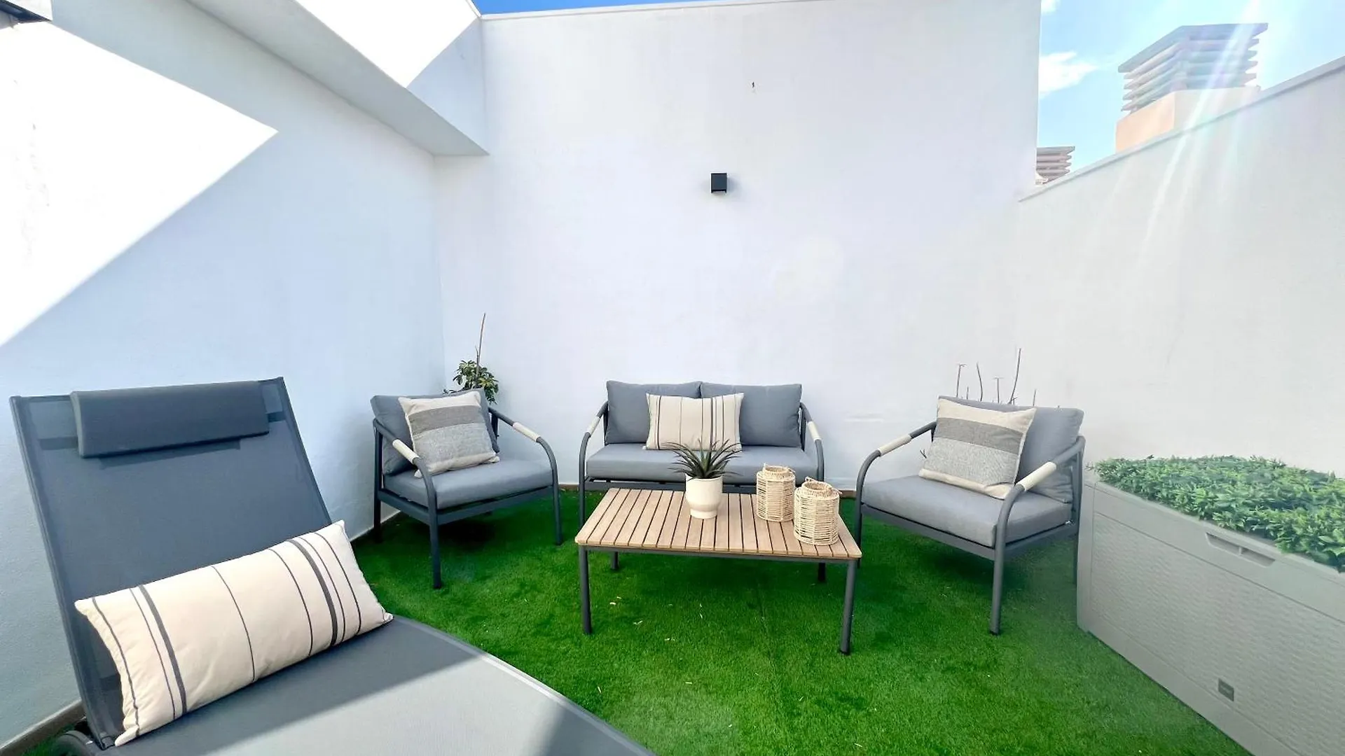 Capuchinos Penthouse & Terrace By Ele Apartments contacts